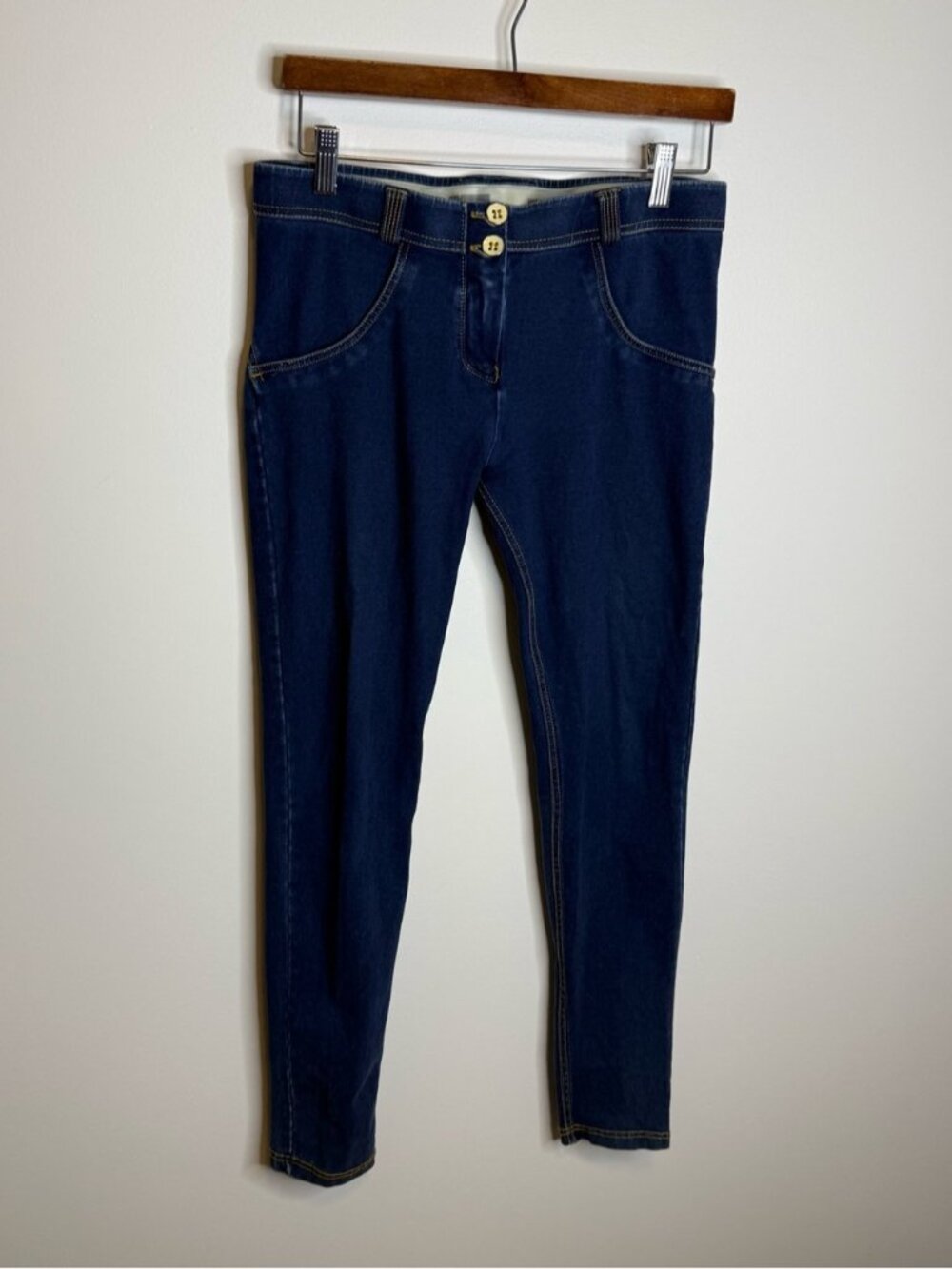 Freddy WR.UP butt lifting pants. Size 6 medium blue